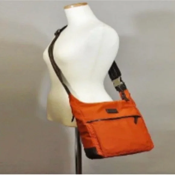 Coach “Varik” Unisex Crossbody/Messenger  Bag in Burnt Orange Color - Picture 3 of 13